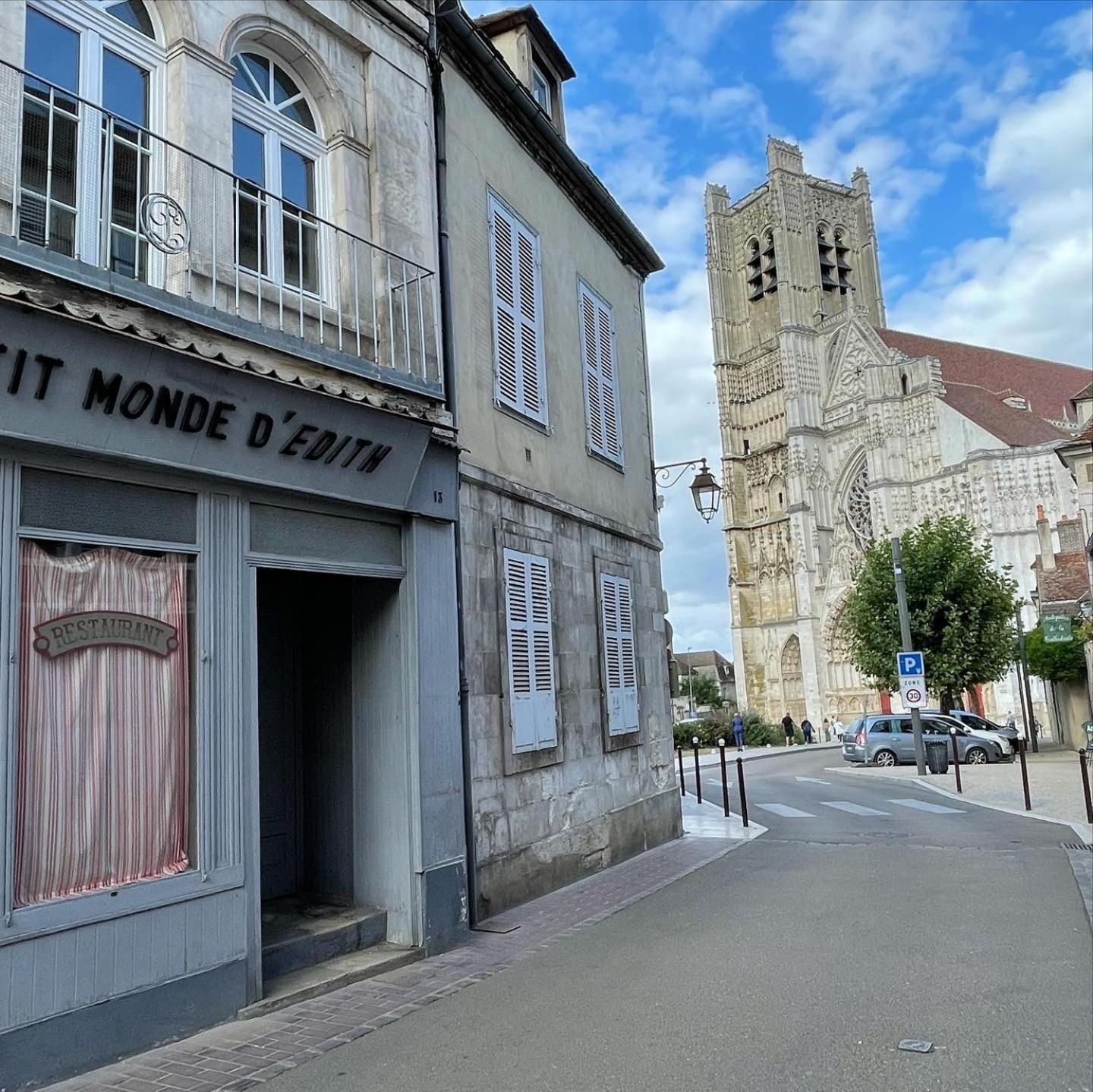 דירות Le Pigeonnier Centre Historique אוקזר מראה חיצוני תמונה